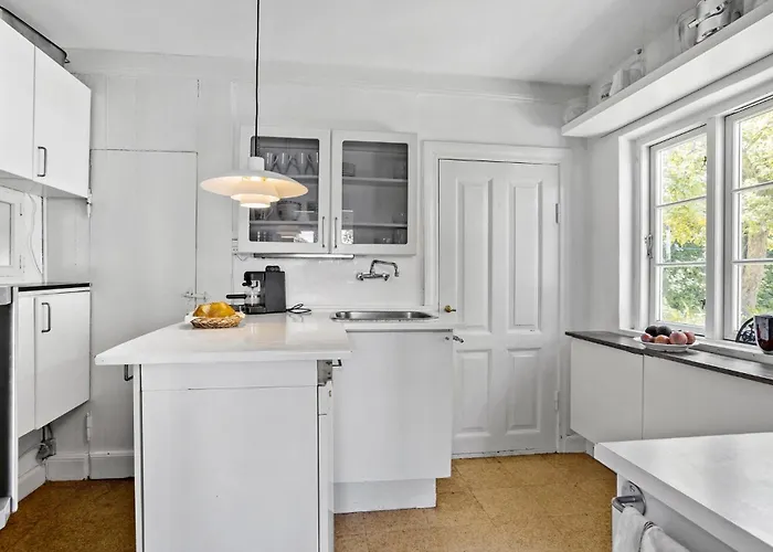 1 Bedroom Stunning In