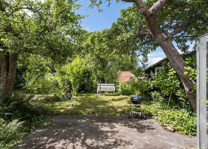 1 Bedroom Stunning In