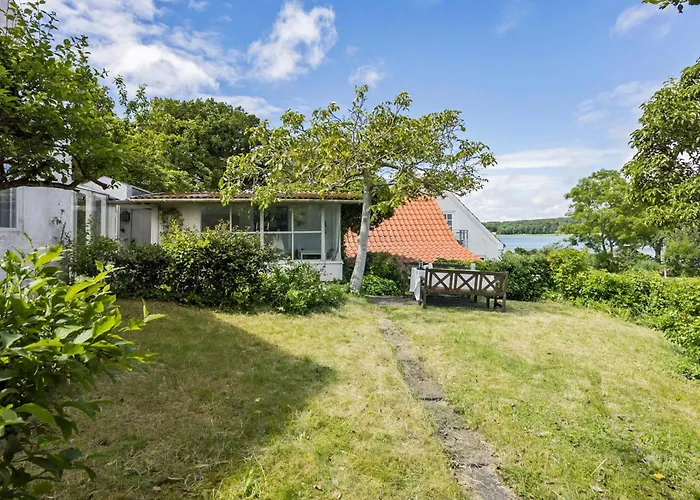 1 Bedroom Stunning In